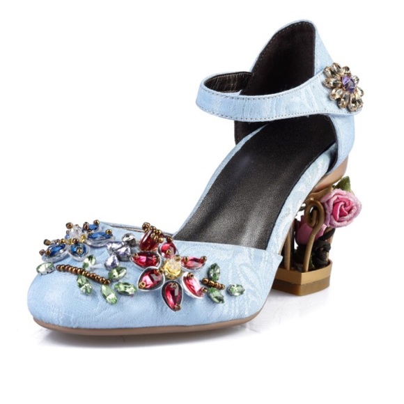 Handmade Blue Brocade Crystal Cage Shoes - Picture 2 of 8